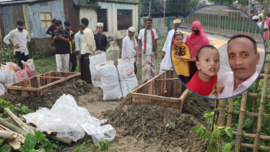 চিরনিদ্রায় বাবা-মা-ছেলে-মেয়ে