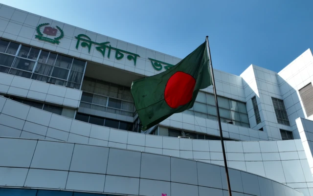 নির্বাচন কমিশনে নতুন চার কমিটি গঠন