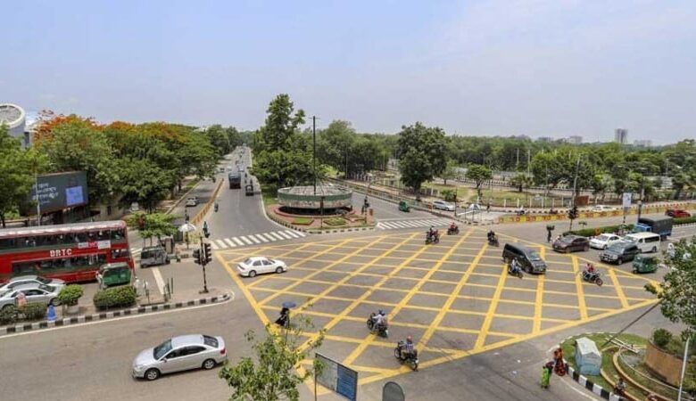 জাহাঙ্গীর গেট হয়ে আসা গাড়ি বিজয় সরণি মোড়ে ডানে ঘুরতে পারবে না