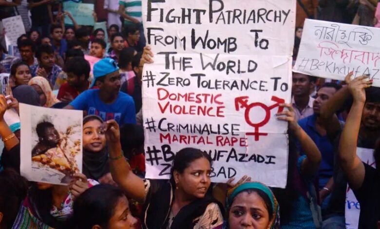 স্বামীর ইচ্ছায়, স্ত্রী সমর্পিত হবে: ভারতীয় উচ্চ আদালতের রায়