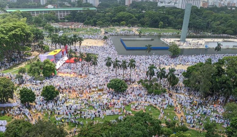 সোহরাওয়ার্দী উদ্যানে ইসলামী আন্দোলনের মহাসমাবেশ চলছে