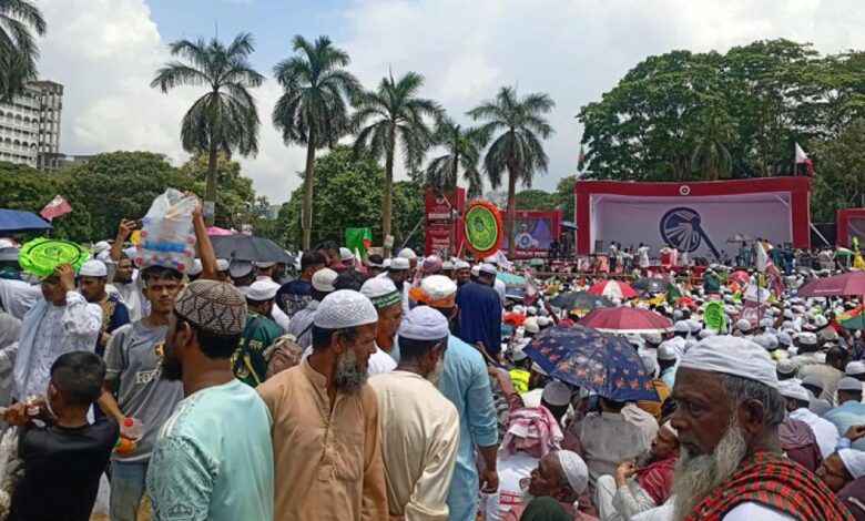 সোহরাওয়ার্দী উদ্যানে ইসলামী আন্দোলনের মহাসমাবেশে নেতাকর্মীদের ঢল
